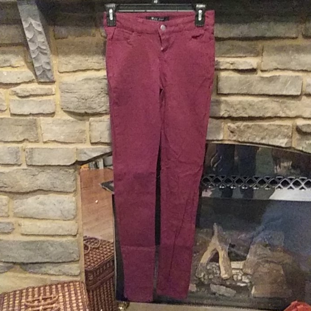 ⭐ Wine Waxed colored jeans